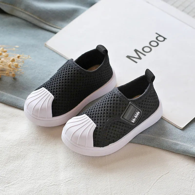 Children's casual sneakers with PVC non-slip soles in yellow, grey, rubber powder, and black colours