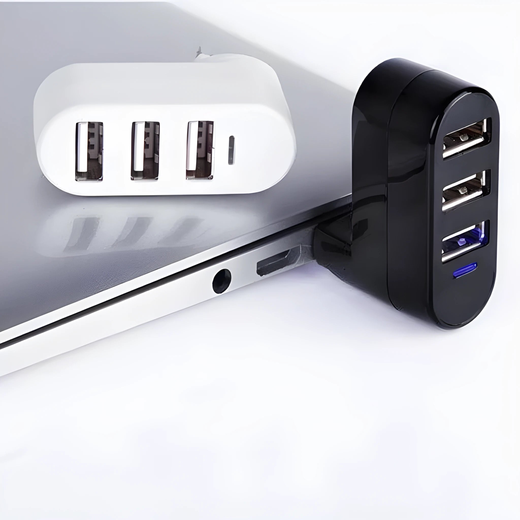 USB 2.0 hub with spinning colour design in black and white options showing multiple ports