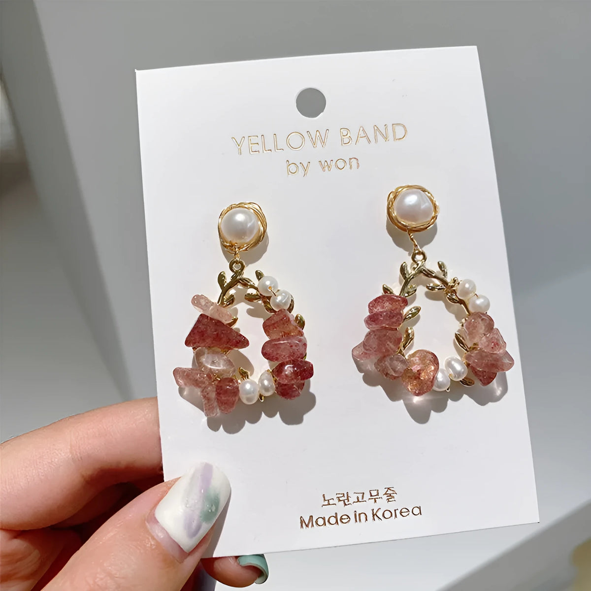 Pink pearl and crystal leaf earrings with flower modelling, silver-plated and gold-plated alloy