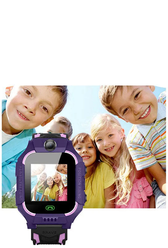 Z6 Q19 children's smart phone watch in green, purple, or red on a wrist, showing the 1.44-inch colour touch screen.