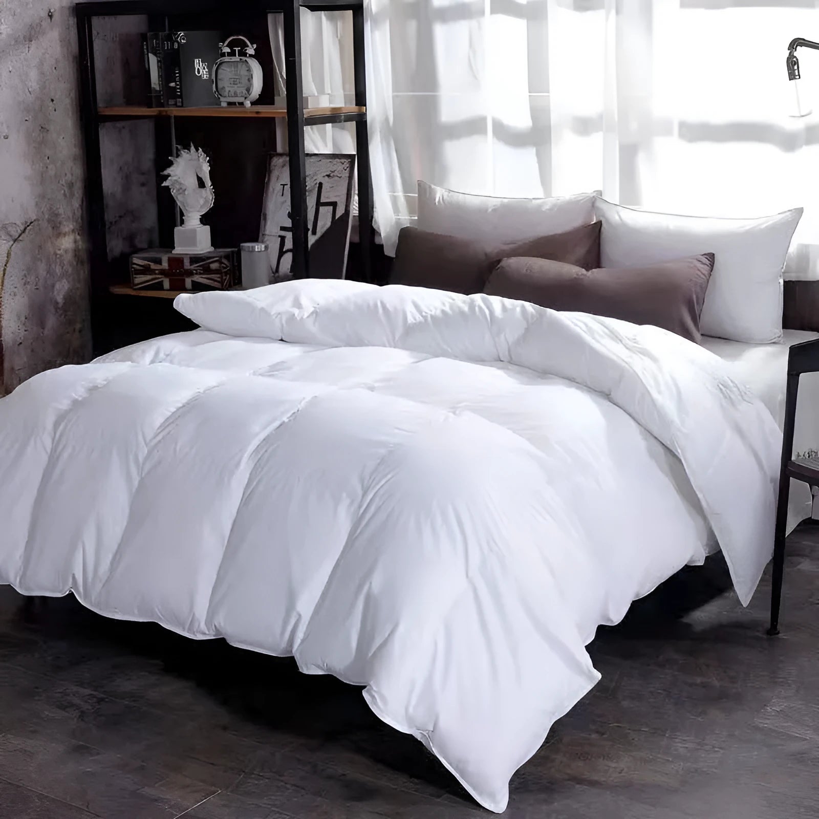 Goose down winter duvet core with twill weave in select colours