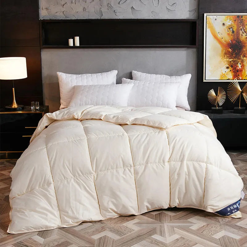 Goose down winter duvet core with twill weave in select colours