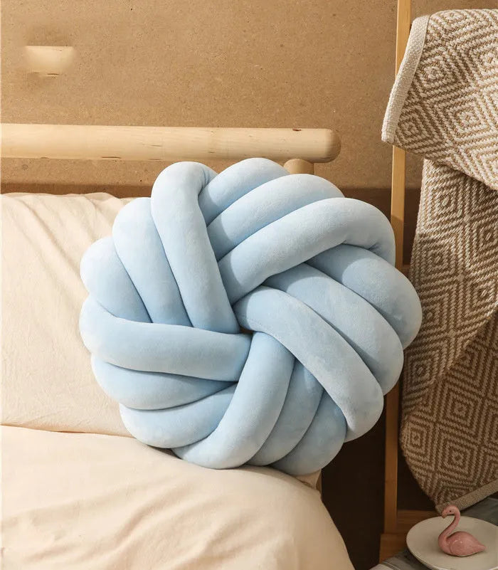 Decorative cushion with knotted ball design in plush velvet, 35x35cm, available in multiple colours for sofa or office use