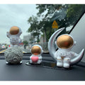 Small astronaut spaceman resin ornament in Nordic style for car dashboard decoration