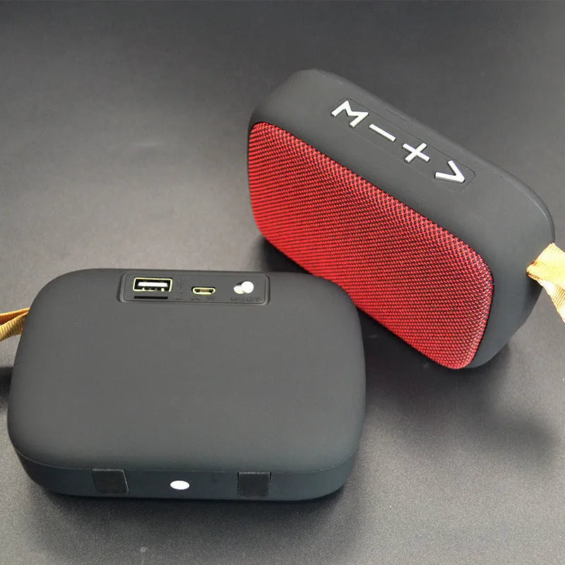 Square portable Bluetooth speaker with USB and U disk playback, 117x79x39mm, available in black, blue, green, grey, and red.