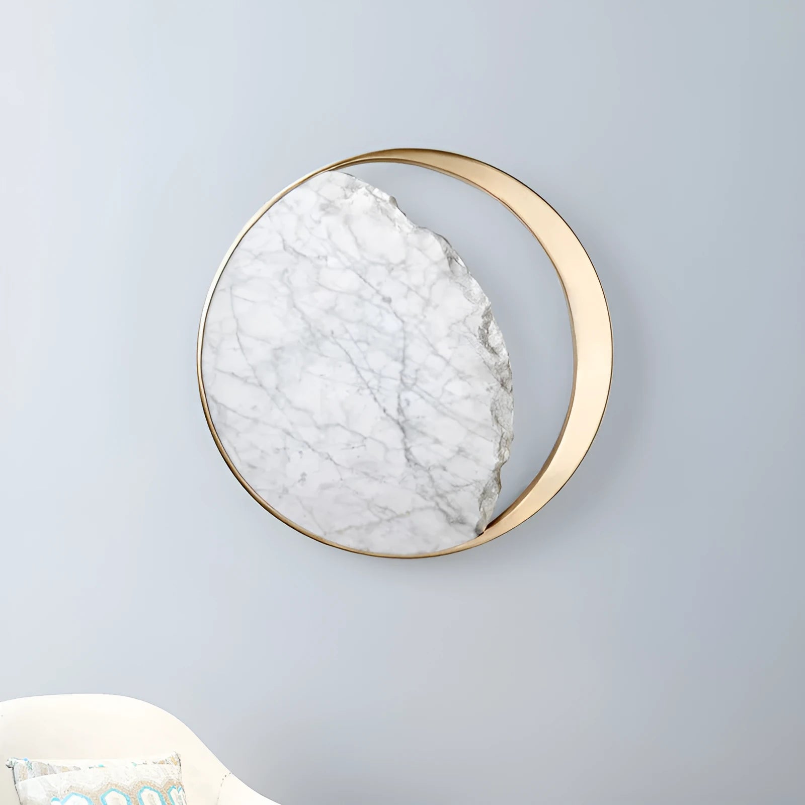 Round marble and copper eclipse art design LED wall lamp with a diameter of 25cm.