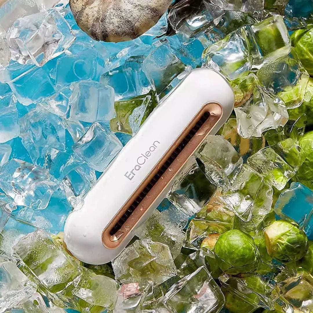 Rose gold USB car air purifier with activated carbon filter for deodorising and sterilising.