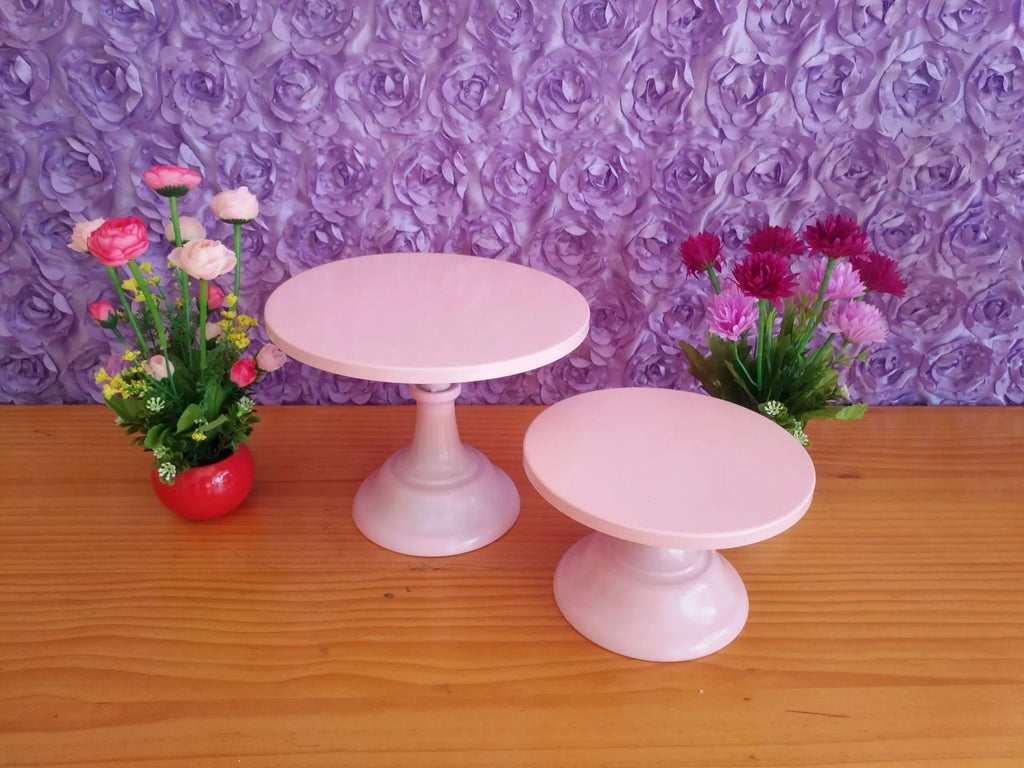 Three-tiered 25cm dessert tray in graduated heights for cake and fruit display