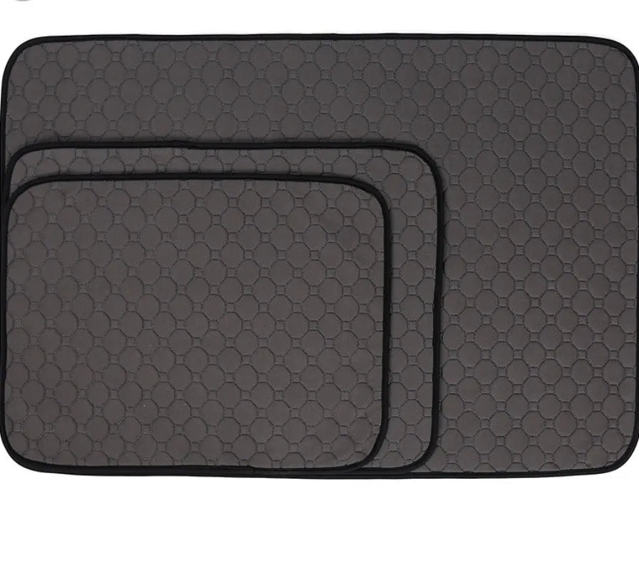Reusable dog urine pad in gray with non-slip TPU waterproof bottom, size L (100x67cm)