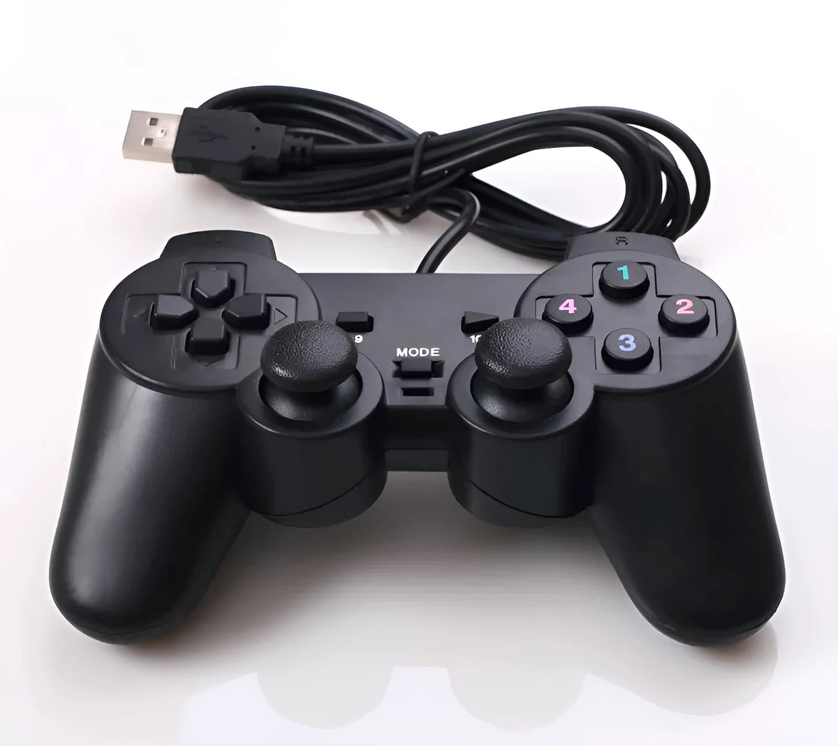 Black USB wired vibration game controller with dual analog joysticks, 12 action keys, and 8-way direction keys, 16 x 9.9 x 6 cm