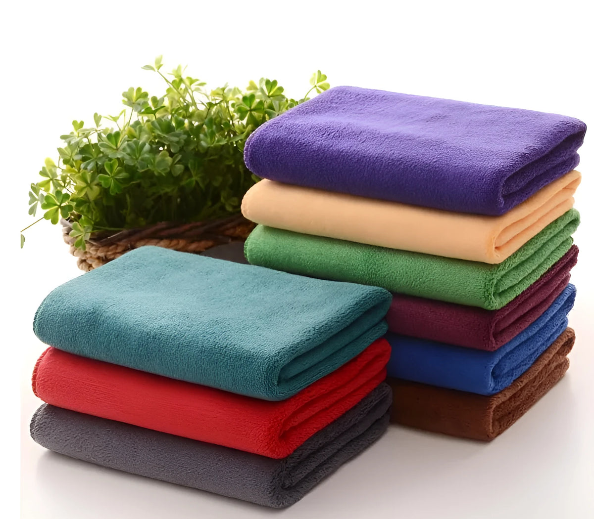 Microfiber pet towel in blue, folded, showing soft texture and size option