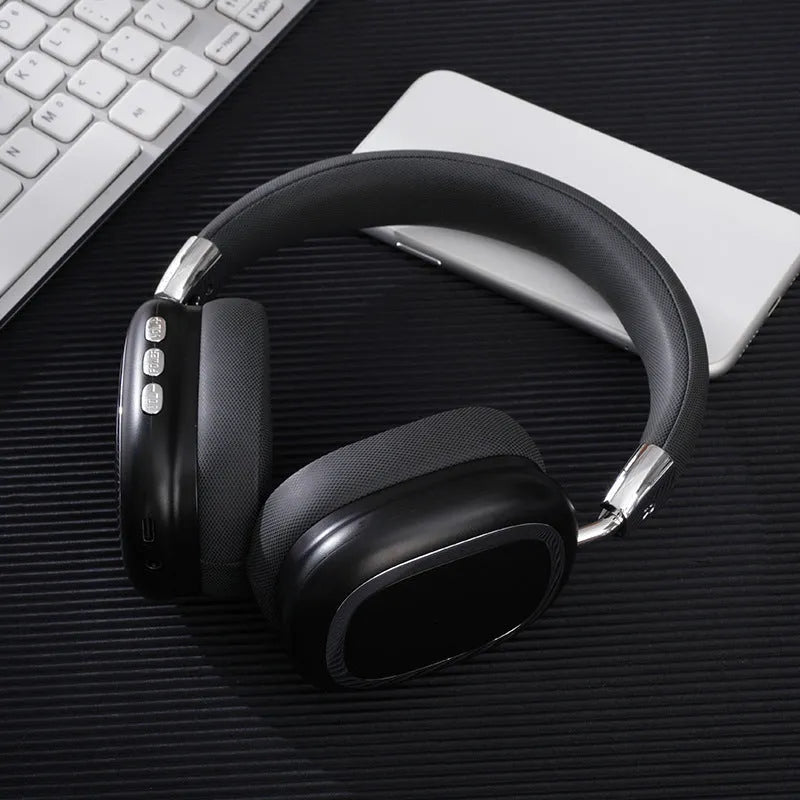 Bluetooth wireless over-ear headset with subwoofer 40mm speaker Type-C charging