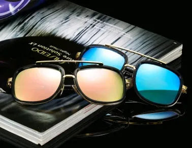 Retro vintage sunglasses with plastic metal frame and black grey double gray tablets