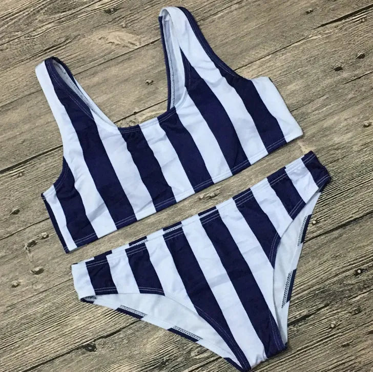 Striped open-back bikini set with removable chest pad and quick-drying polyester spandex fabric, sizes S-XL