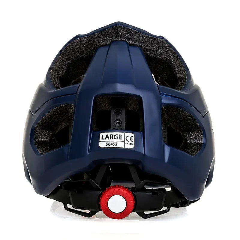 Bicycle helmet with EPS foam construction in black colour for cycling safety