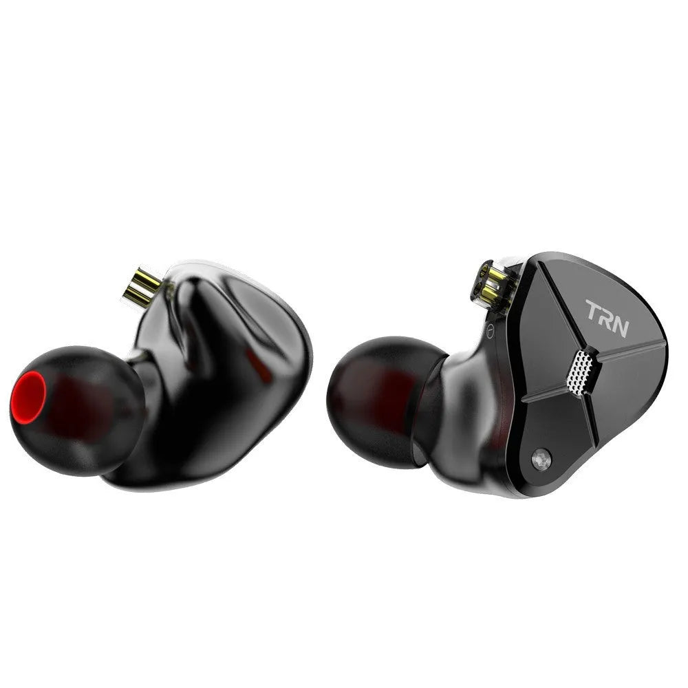 Black in-ear headset with 3.5mm plug and optional microphone for mobile phones