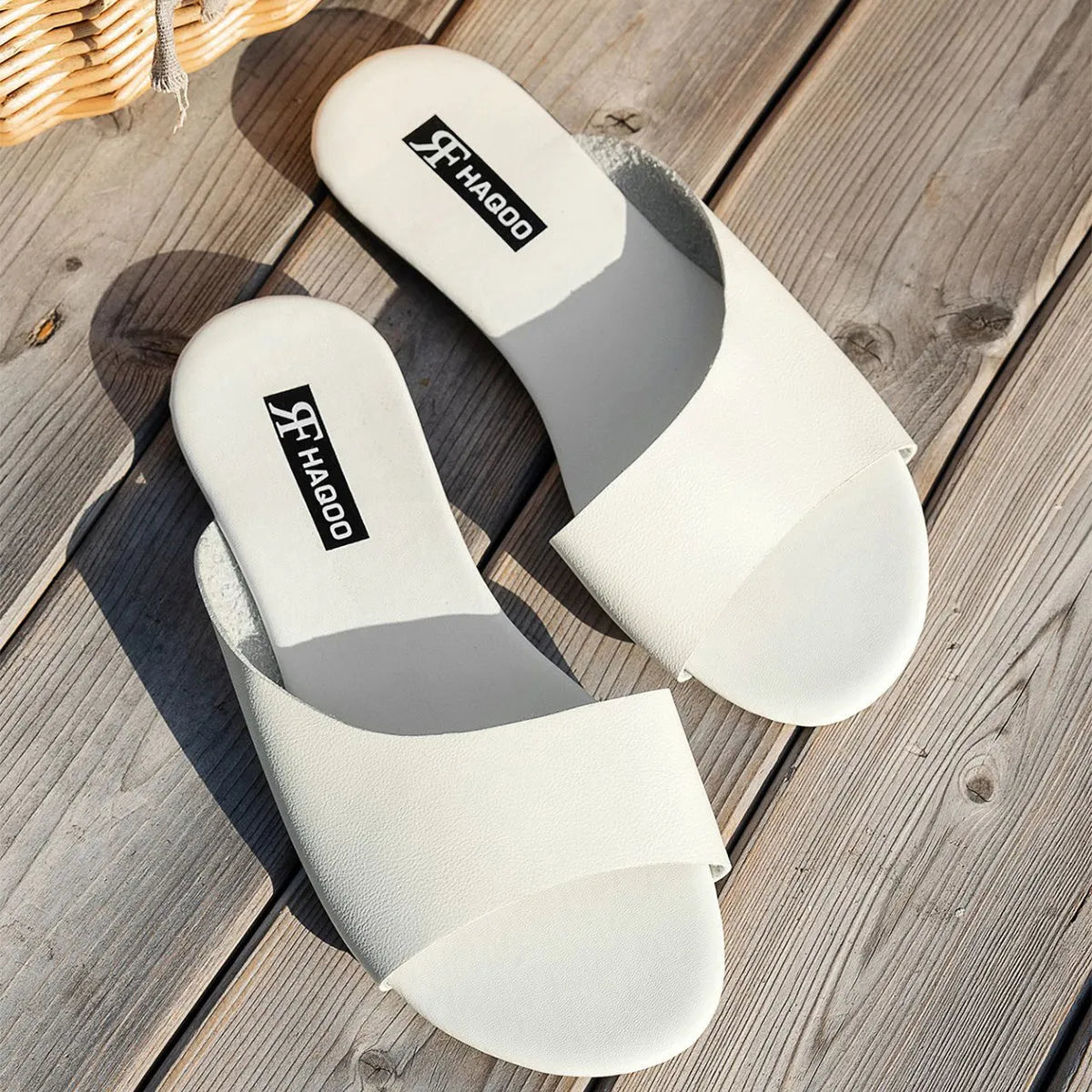 Fashion fish mouth flat slides slippers for women in black, artificial PU sole, summer beach sandal