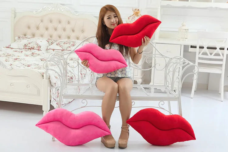 Plush big lips pillow in pink or red, 50cm and 60cm, short plush with PP cotton filling