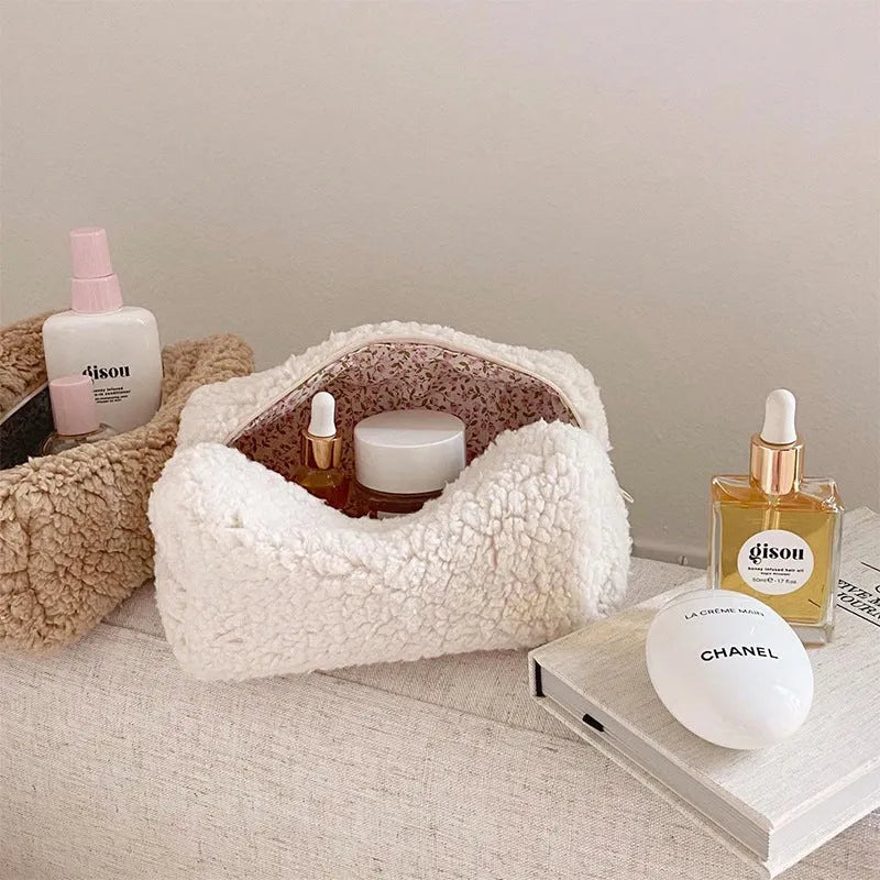 Teddy plush lambswool cosmetic bag 12x17x9.5cm in solid colour Japanese style for makeup storage