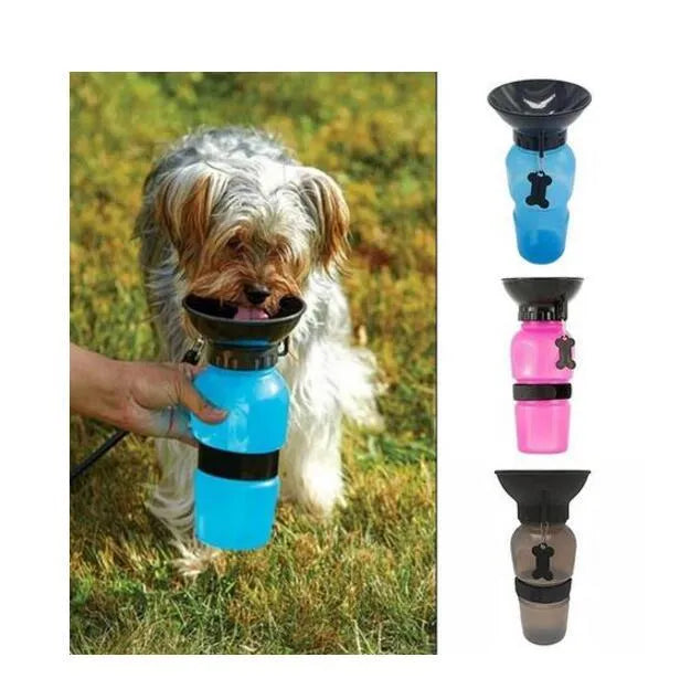 Portable pet water bottle drinker in blue for dogs and cats, 21.5 x 10.7 x 10.7 cm, PP and PE, anti-spill outdoor kettle