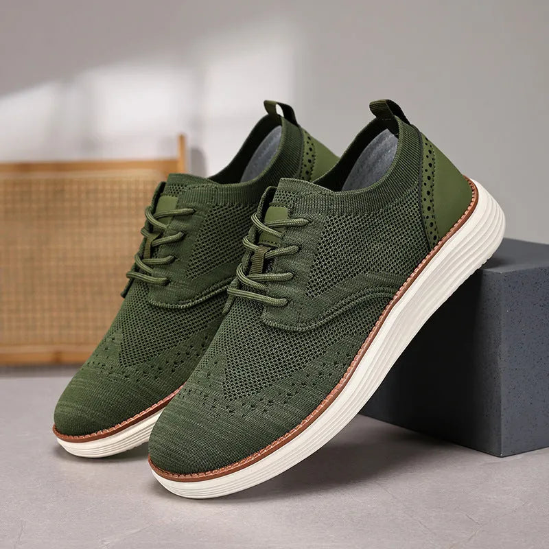 Men's casual hiking shoes with mesh upper and rubber sole in multiple colours