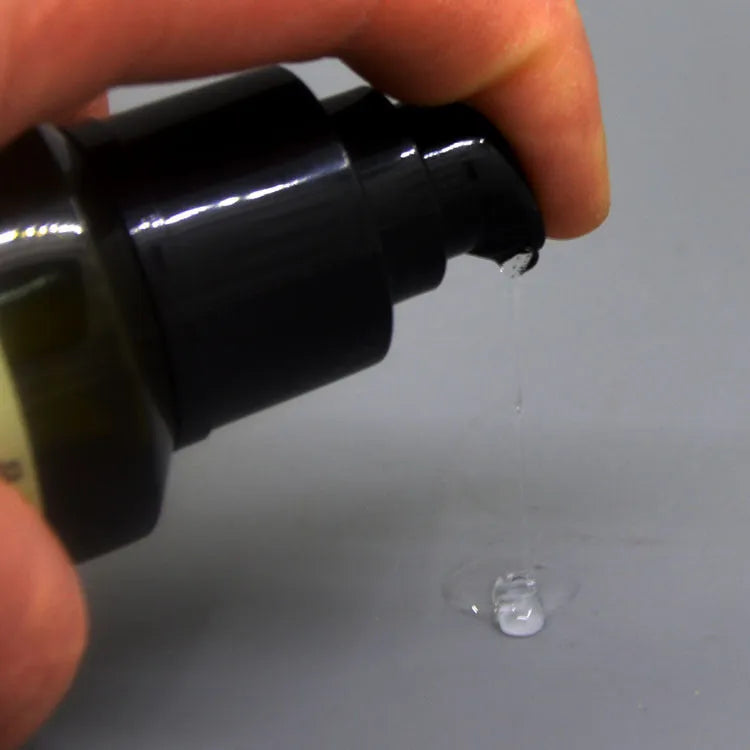 Leave-in hair oil bottle for frizz control and colour protection, 1 piece