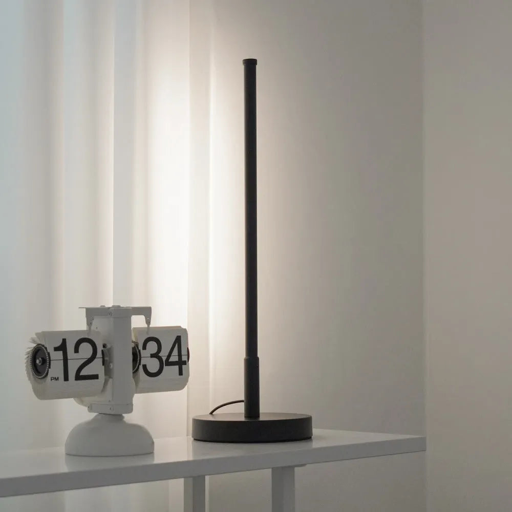 Nordic LED table lamp in minimalist style, 47cm height, available in beige, black, bright chrome, white