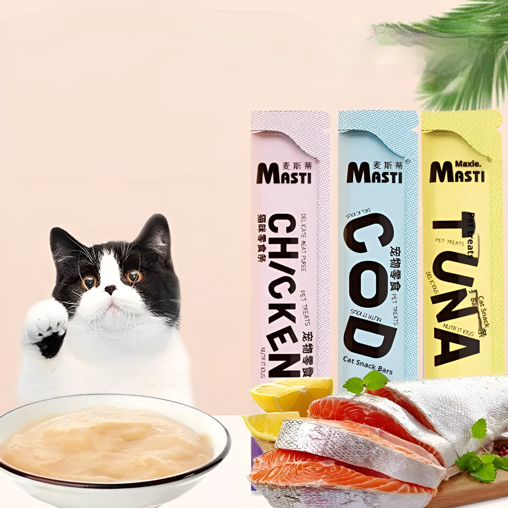 Cat wet food snack 15g pack with chicken cod and tuna flavours for hydration supplement
