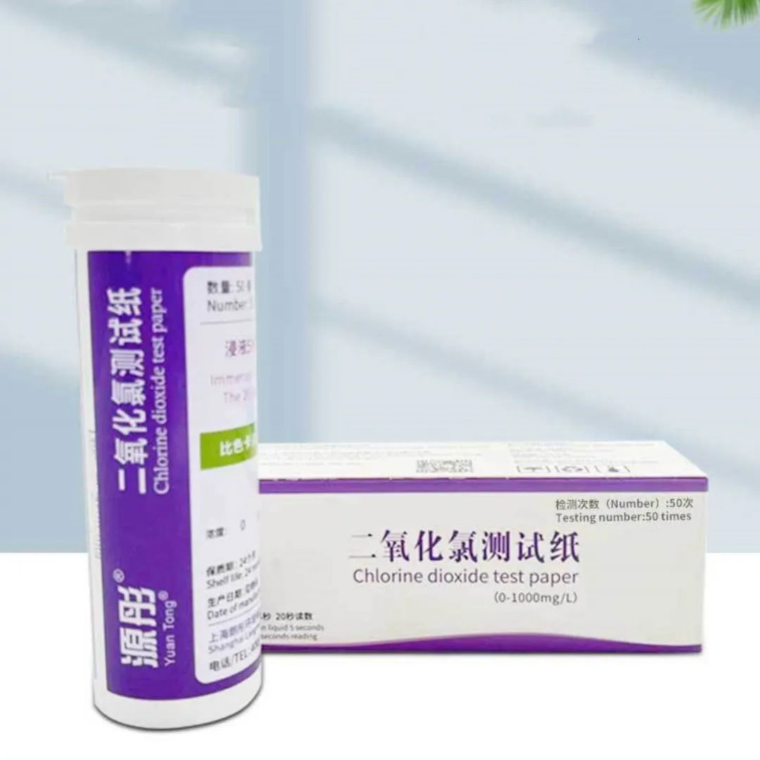 Bottle of 50 chlorine dioxide concentration test paper strips for water detection