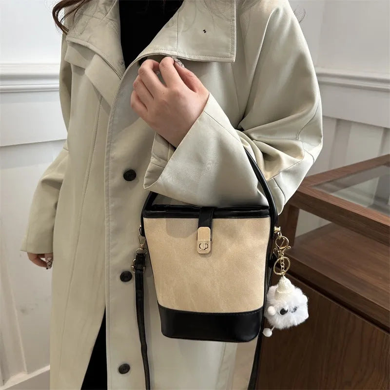 Retro contrast color crossbody bucket bag for women in PU material with three-dimensional pocket, 15.5x19x10cm