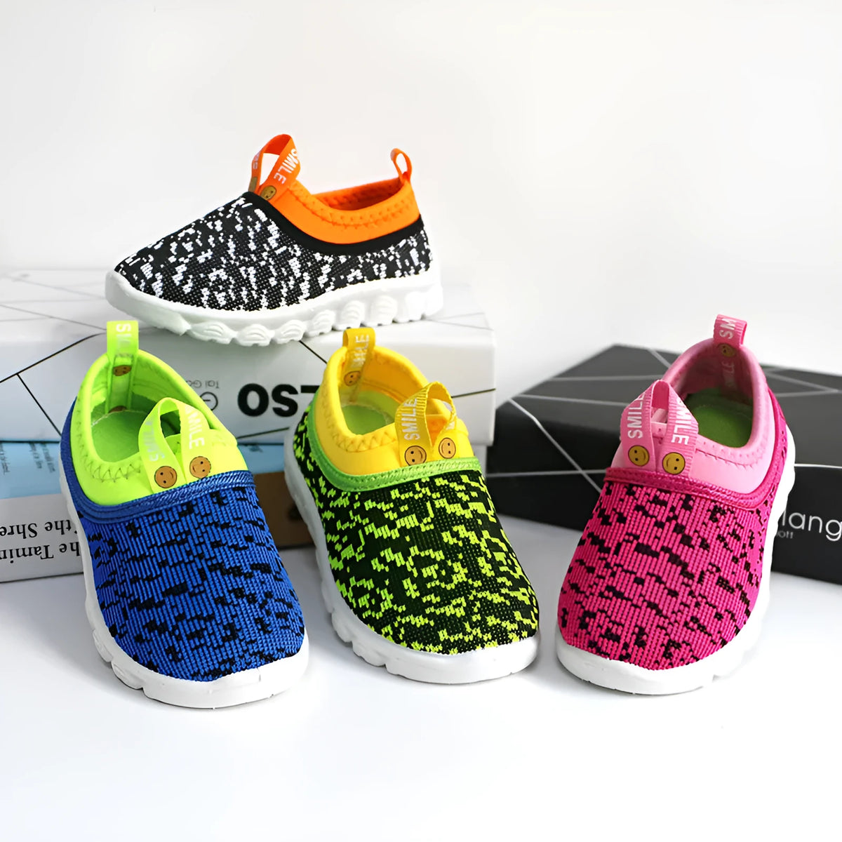 Children's mesh sports shoes in blue, red, green, black, sizes 21-38, breathable upper, PVC sole