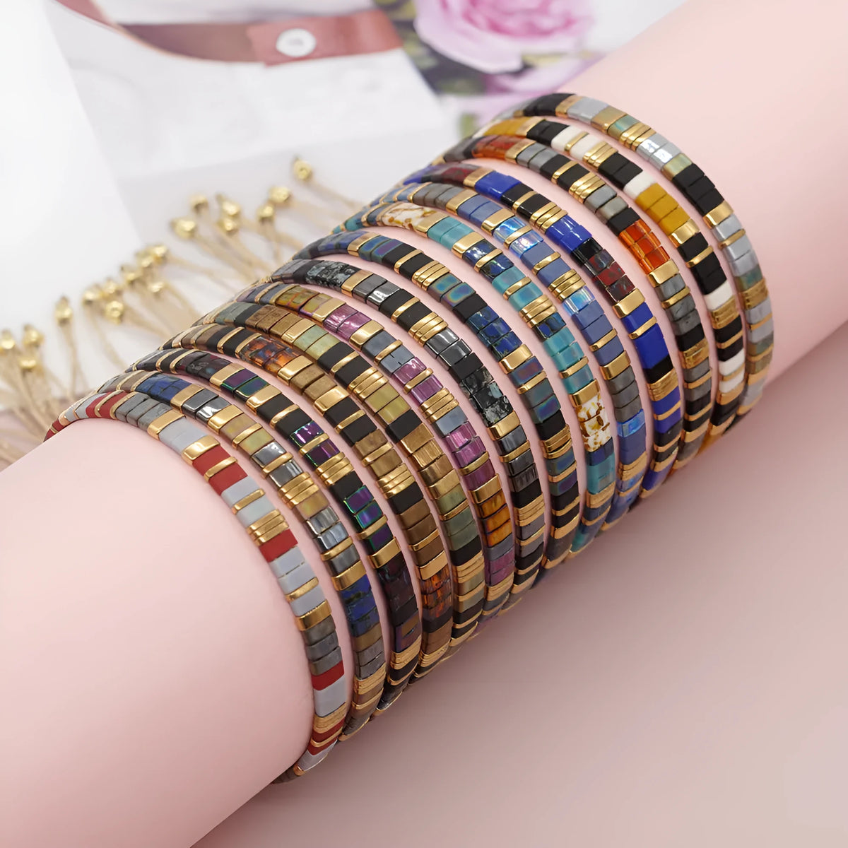 Hand-woven glass bracelet with retro geometric beaded design, style TL-B23091803B