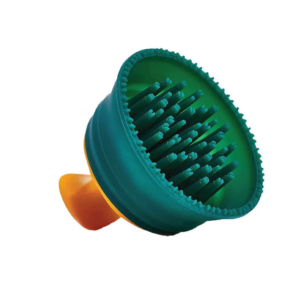 Green double-sided knotted silicone pet hair remover brush 8x9.5cm with multiple bumps for massage effect