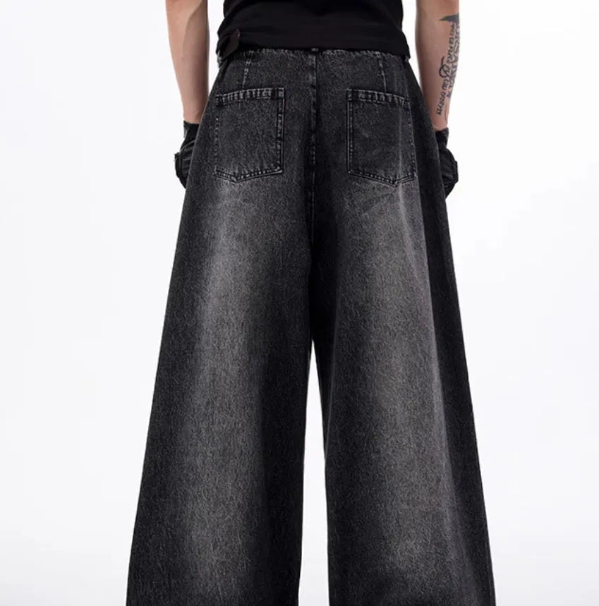Korean style two-piece set with structure zipper wide leg pants and matching top in black and grey washed cotton denim