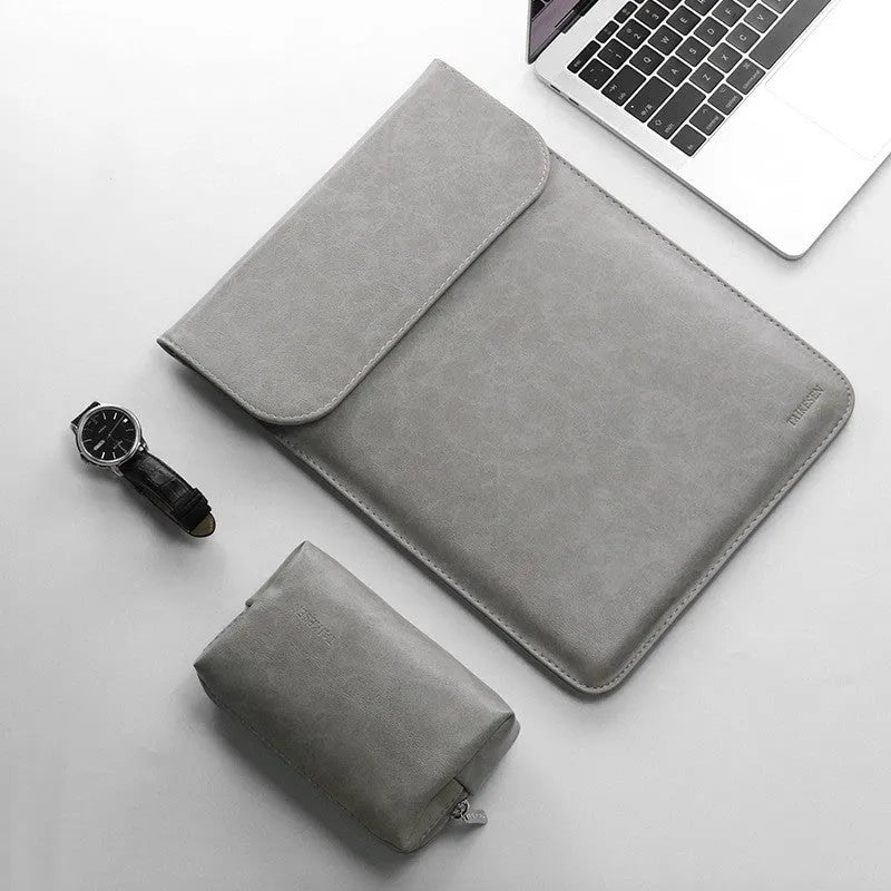 Black fleece flanged laptop liner pack suitable for 14 inch laptop dimensions 375x268mm