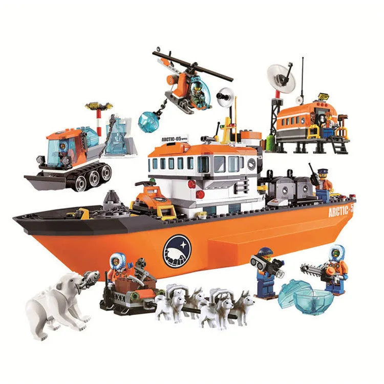 Arctic icebreaker fleet building blocks set with 760 pieces in a 50 x 39.5 x 8.5cm box, ages 6 plus