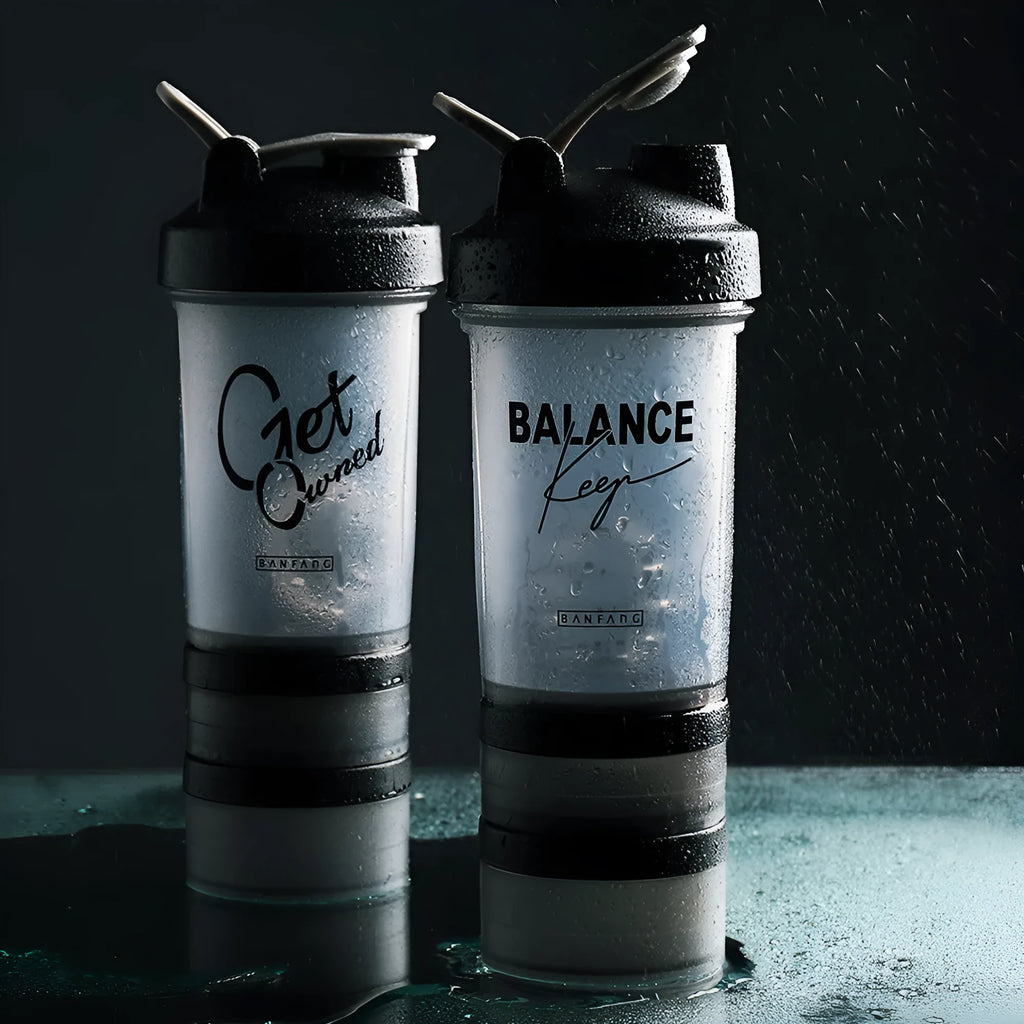 500ml plastic shake cup with sealed leak-proof lid, portable fitness shaker in two style options