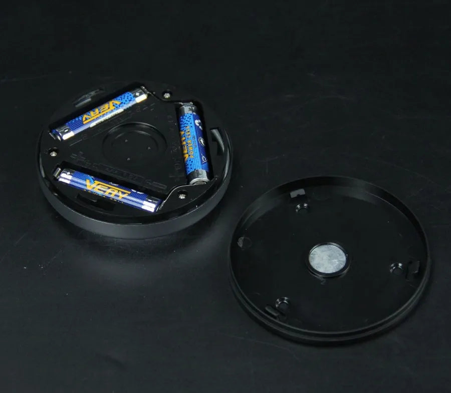 6 LED motion sensor cabinet light with strong magnetism and 3M adhesive pad, battery powered nightlight
