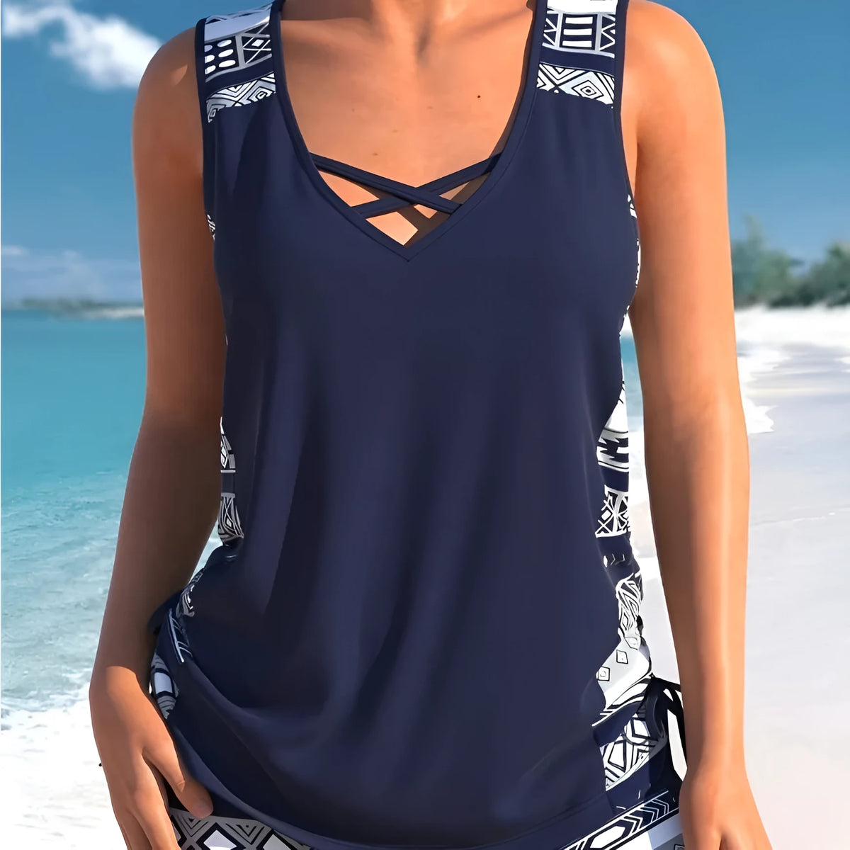 Women's split swimsuit, sleeveless polyester two-piece with briefs style, sizes S to XXL