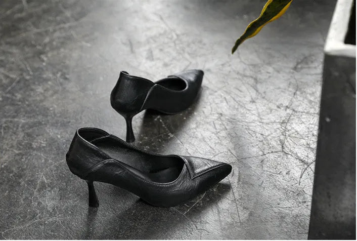 Women's pointed-toe stiletto court shoes in apricot or black, 5cm or 7cm heel, faux leather upper, sizes 30-44