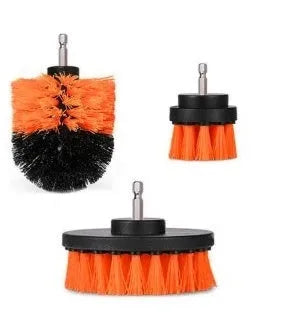 Electric drill brush set with flat, corner and dome brushes in various colours and sizes for cleaning floors, tiles and car tires.