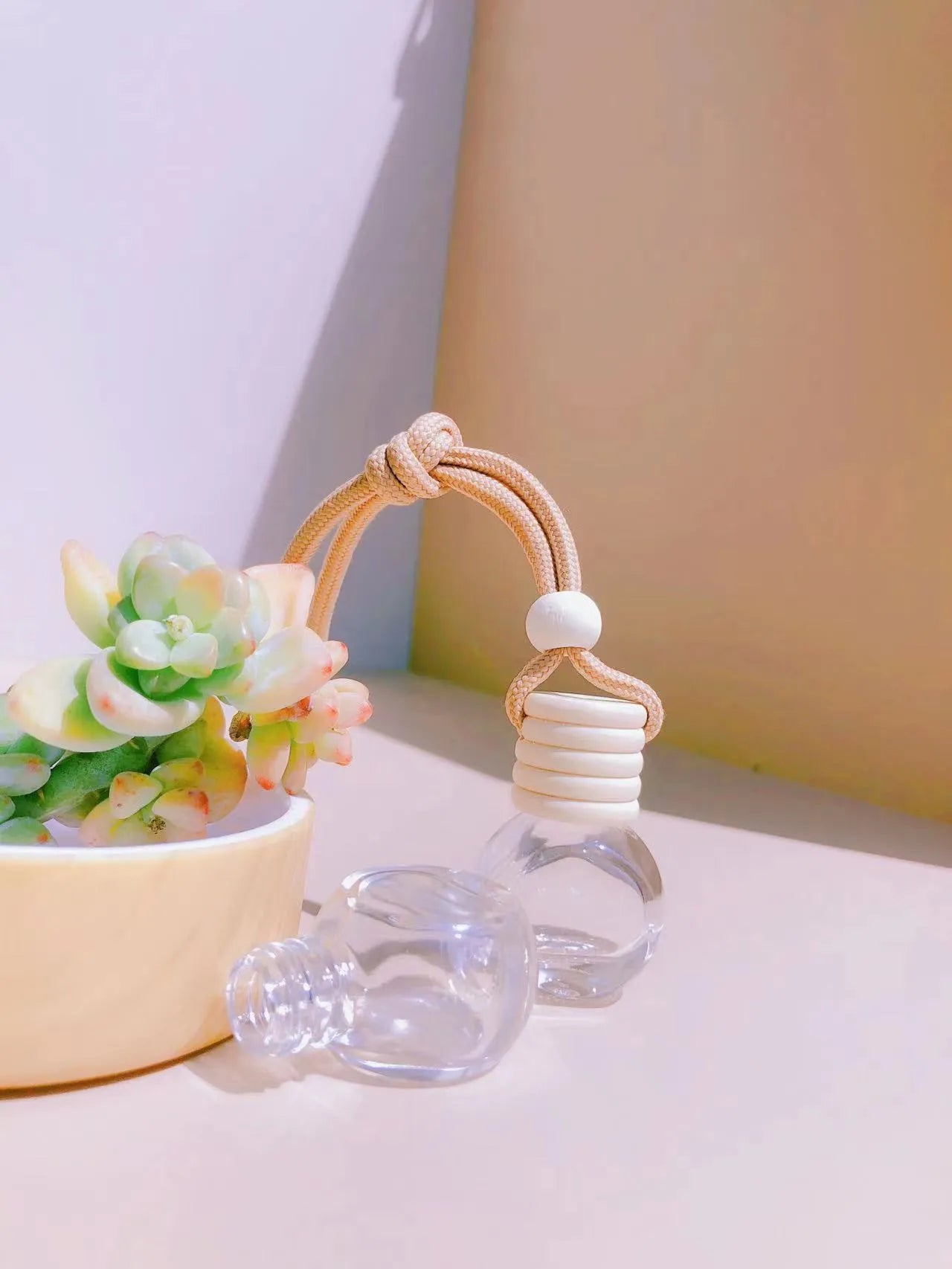 Glass car perfume pendant fragrance bottle in cylinder, diamond, flat drum, and square shapes