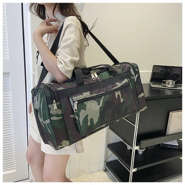 Camouflage pattern waterproof luggage bag with below 20-litre capacity and striped polyester lining