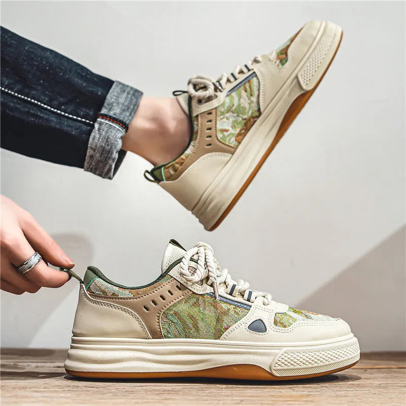 Men's casual canvas sneaker in Milan green with flat heel and round toe on a white background.