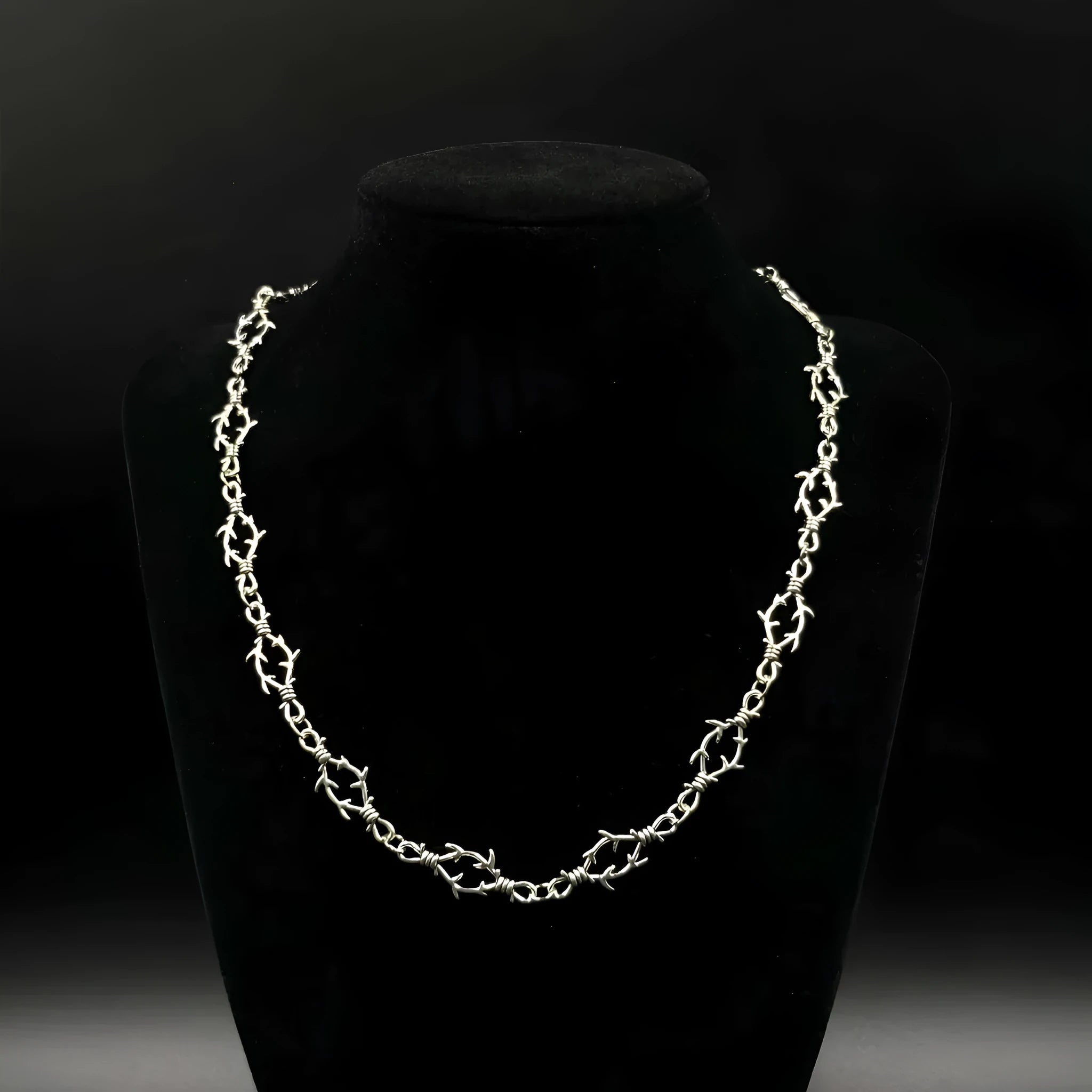 Gothic punk thorn necklace clavicle chain zinc alloy electroplated XLA160 geometric design