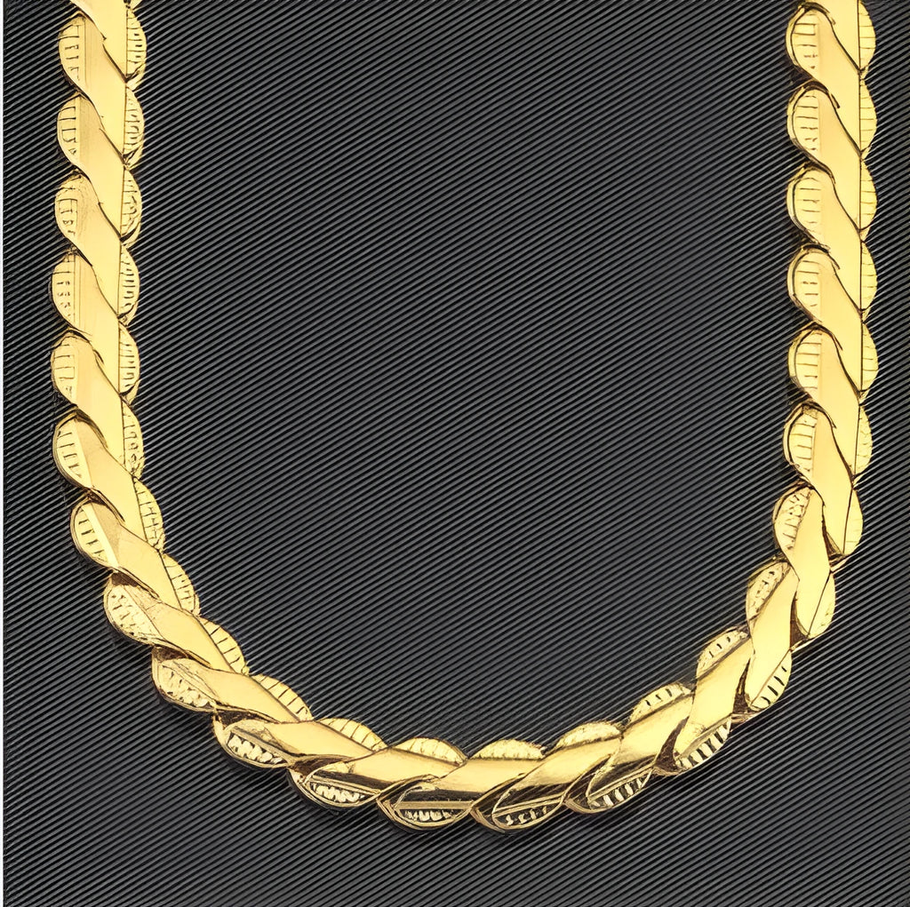Unisex gold electroplated copper necklace with 55cm snake bone chain and diamond-shaped modelling