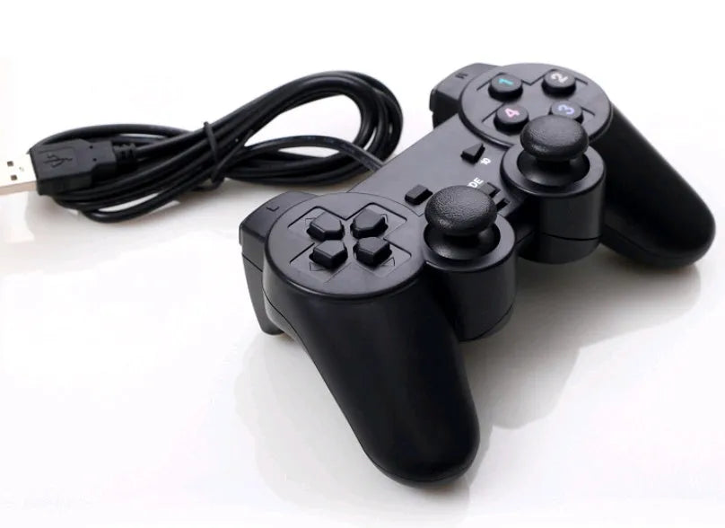 Black USB wired vibration game controller with dual analog joysticks, 12 action keys, and 8-way direction keys, 16 x 9.9 x 6 cm
