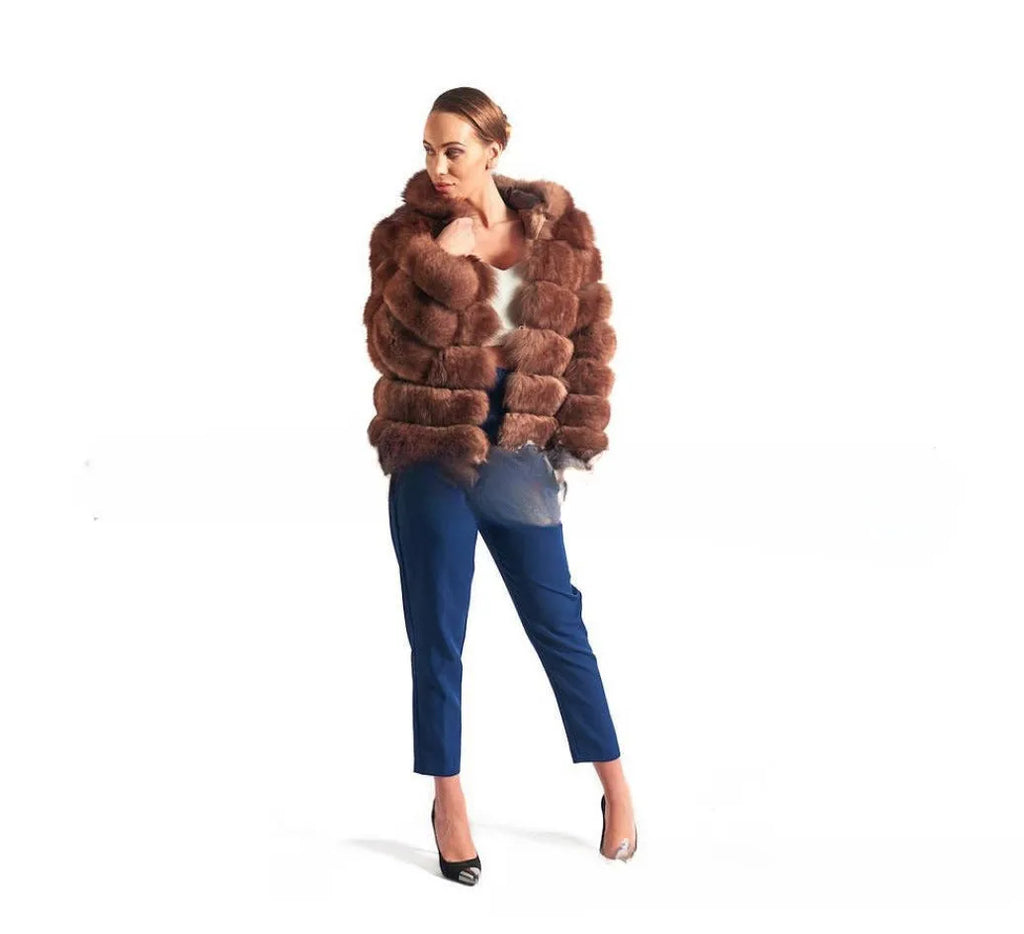 Women's loose-fit hooded artificial fur coat in street fashion style