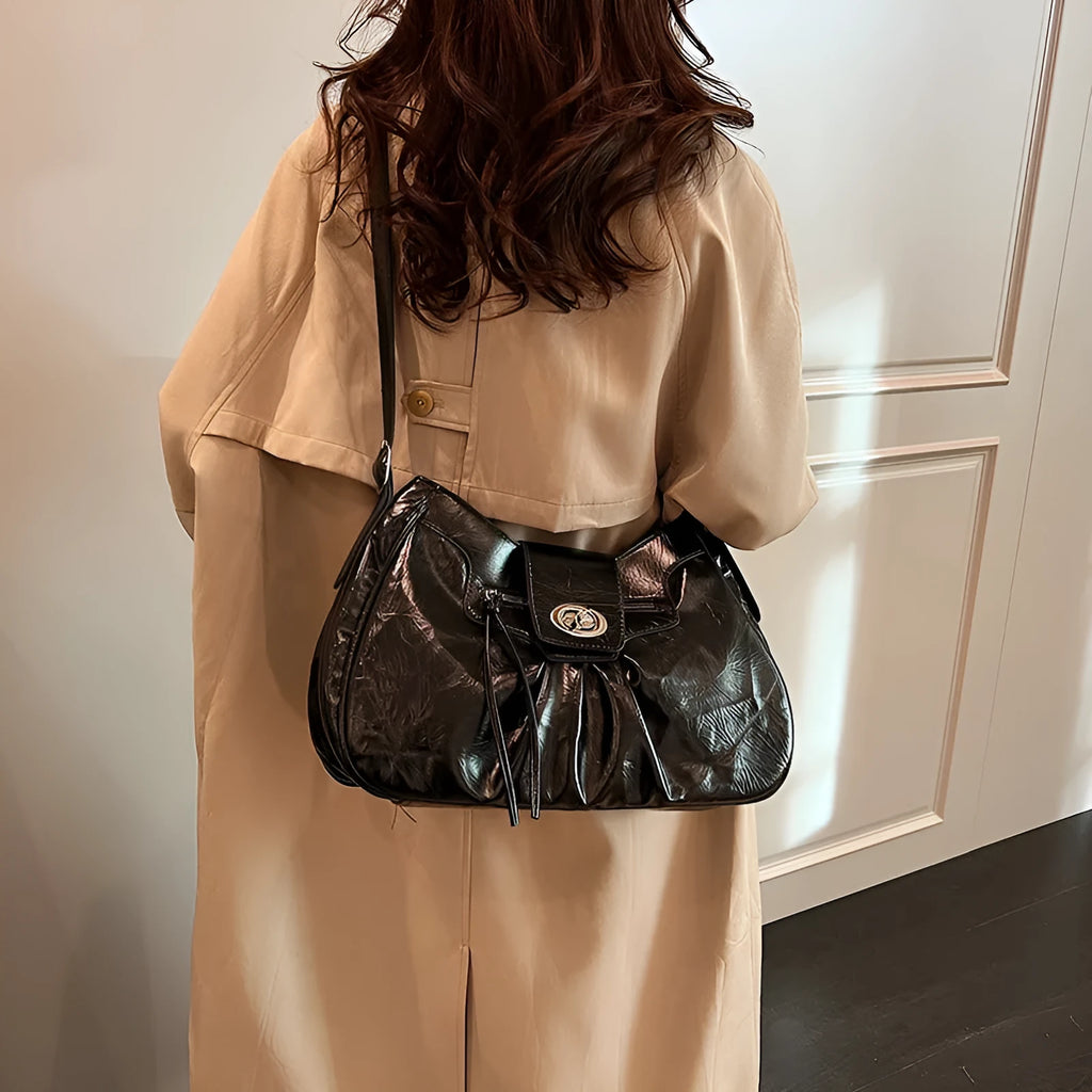 Women's PU crossbody bag, horizontal square, 30cm x 26cm x 13cm, single strap, black silver or white.