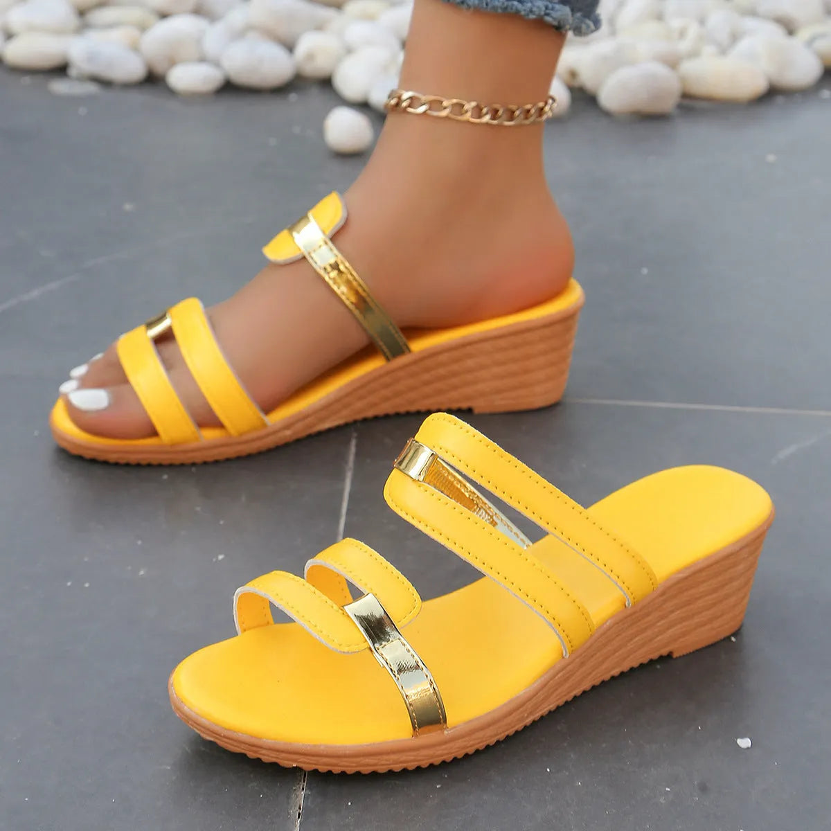 Women's wedge plus size slippers in PU leather with round toe, available in multiple colours and sizes 35-43